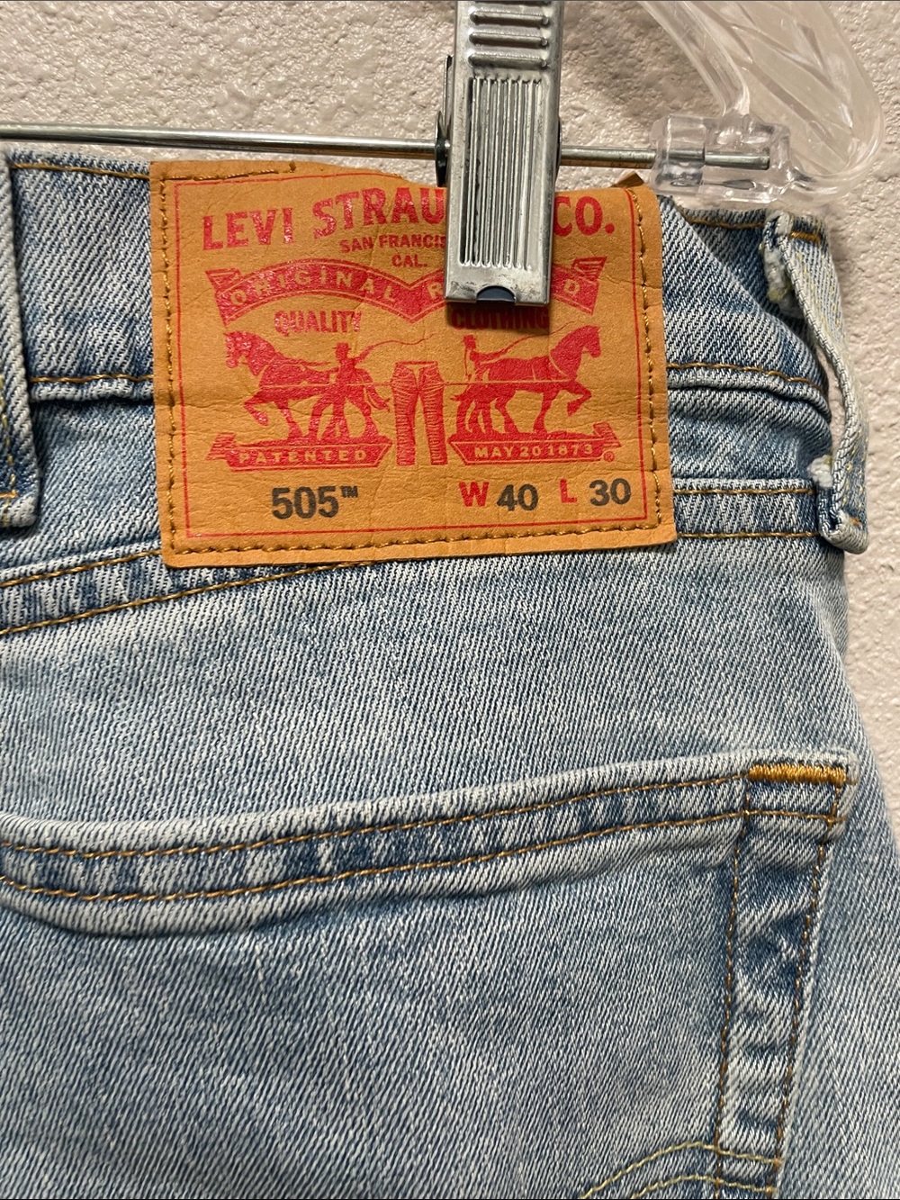 Light Blue Men’s Relaxed Fit Jeans - Picture 3 of 7